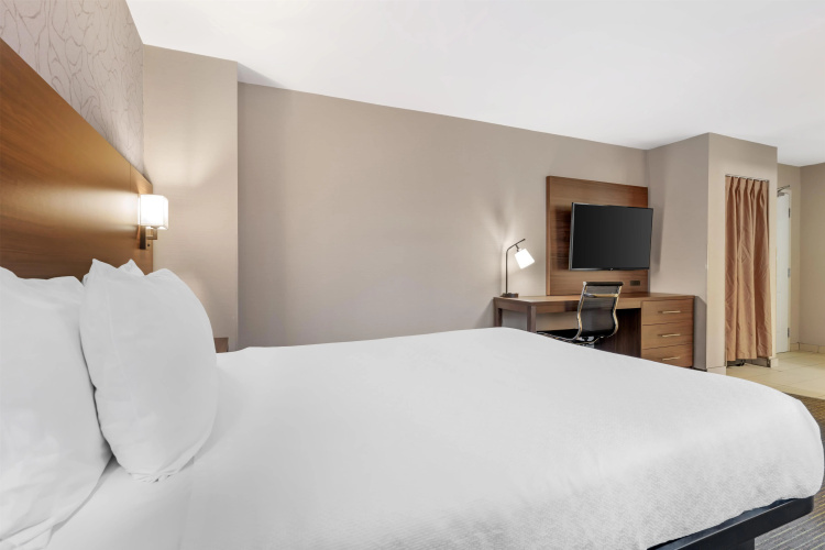 Best Western Plus Mission City Lodge photo 6