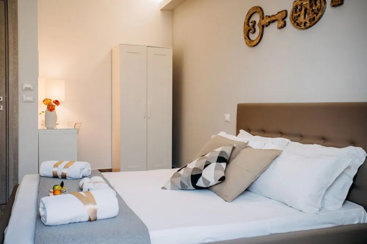 B&B Stramondo