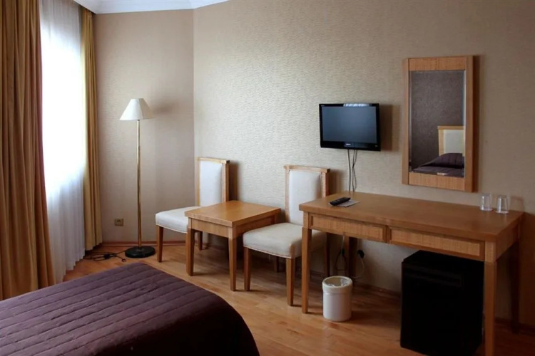Hotel Rena