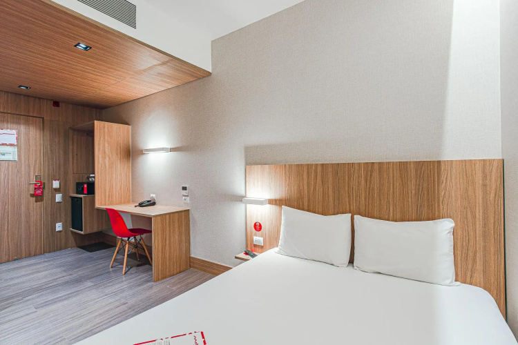 Hotel Moov Curitiba