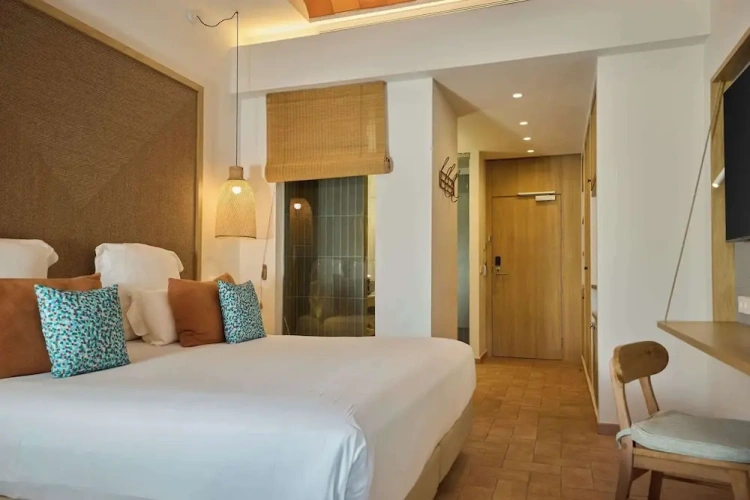 The Club with Swim up Pool Double room