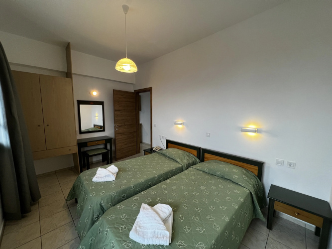 Nikolas Villas Apartments