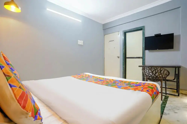 Fabhotel Galaxy Grand