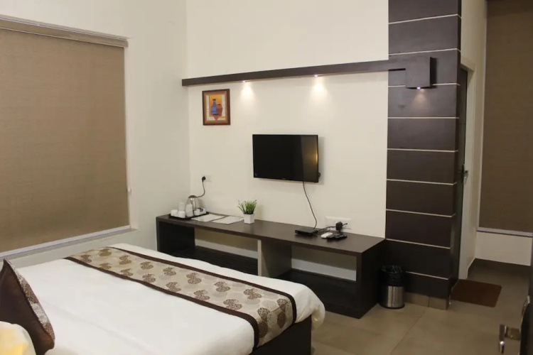 Hotel Sai