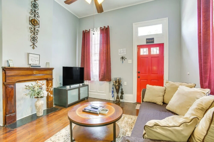 2 Bedrooms Cottage