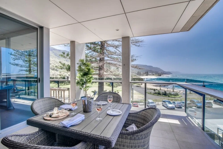 1 Bedroom Apartment with balcony and with ocean view