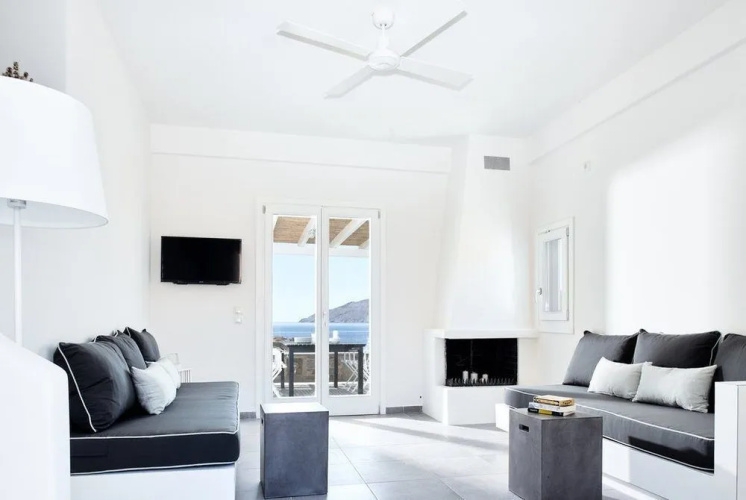 Eneos Kythnos Beach Villas