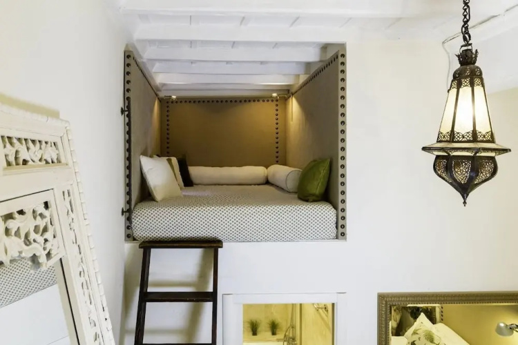 Augustus - Two Bedroom Condo