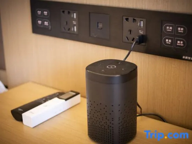 9s Smart Electron Competition Hotel