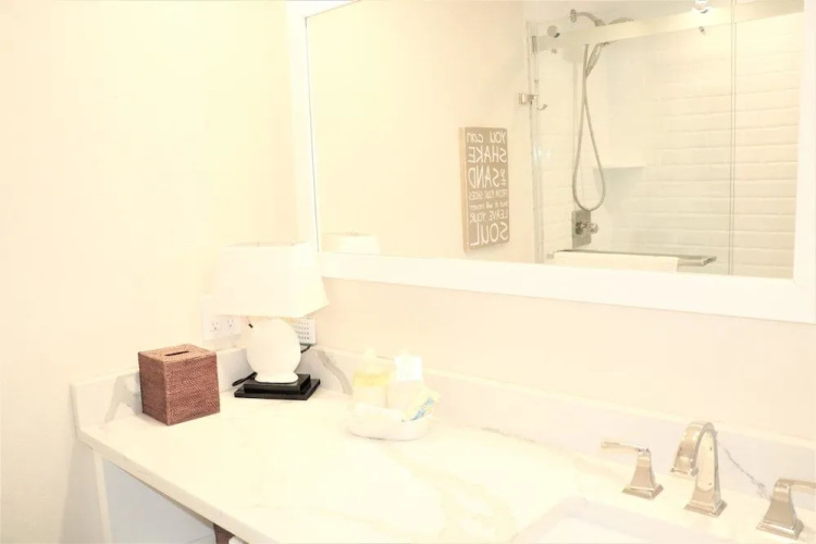 Jamaica Royale T52 - 2 Br Condo