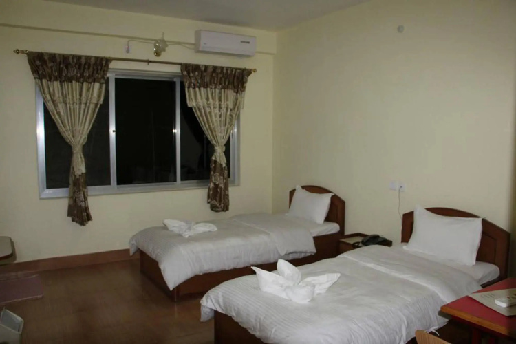 Hotel Milarepa
