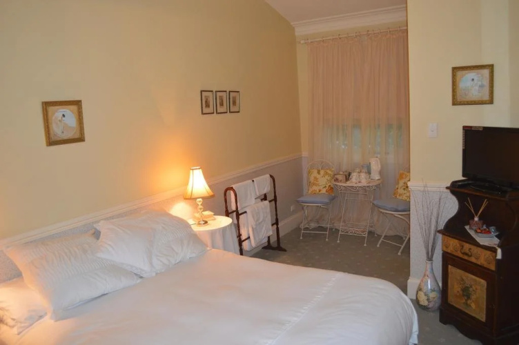 Strathburn Cottage Luxury Bed & Breakfast