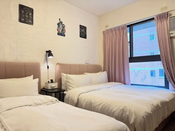Standard Triple room with balcony