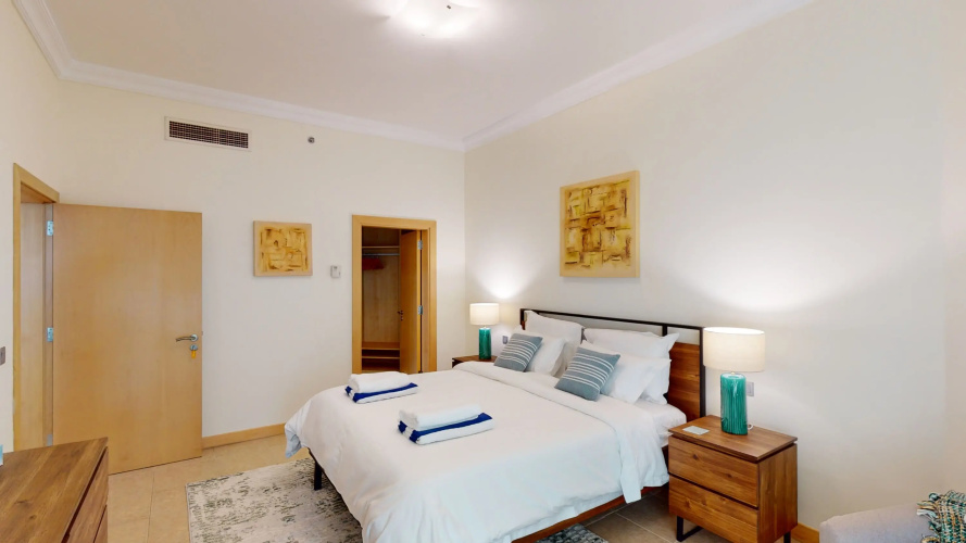 Al Dabas Beach Views 3BD Sleeps 6 Beachfront