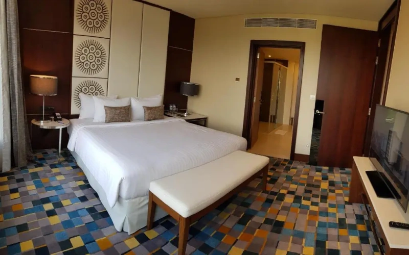 Deluxe Suite
