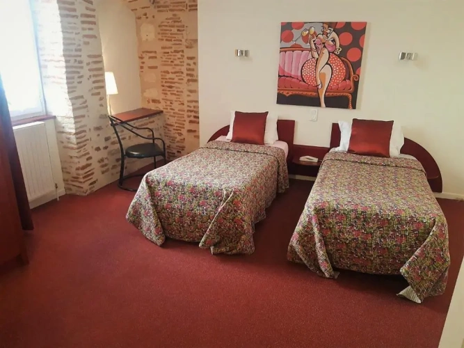 Standard Twin room