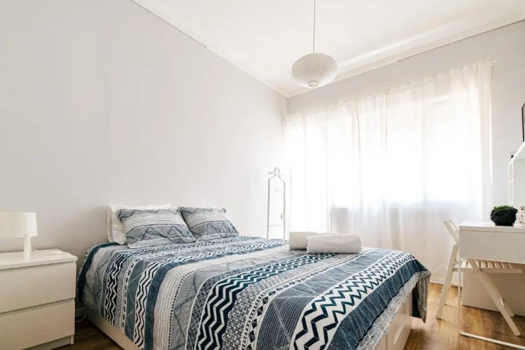 2 Bedrooms Apartment