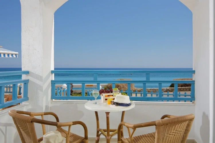 1 Bedroom Apartment with balcony and with sea view