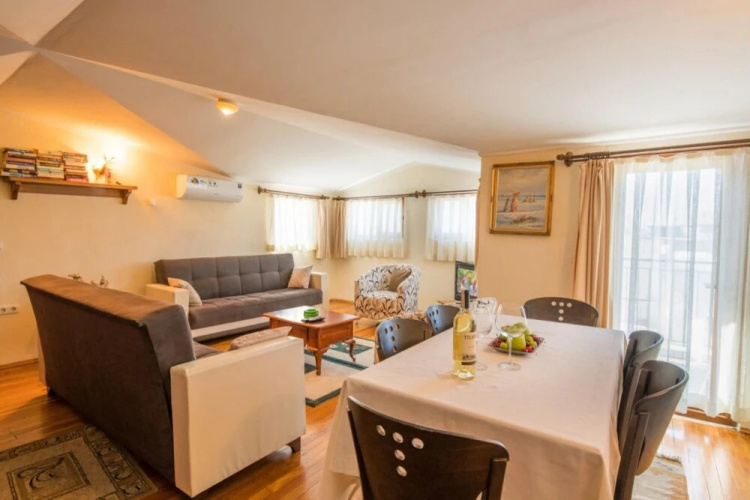 Amazing Flat With Shared Pool and Balcony in Kas