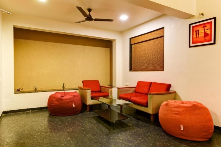 1 Bedroom Executive Double room with balcony and with lake view