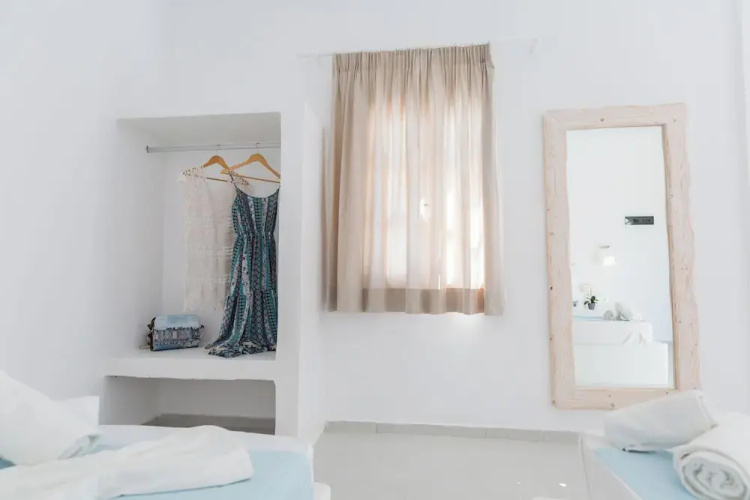 Blue Island Hotel