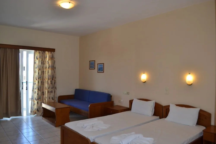 Dias Hotel