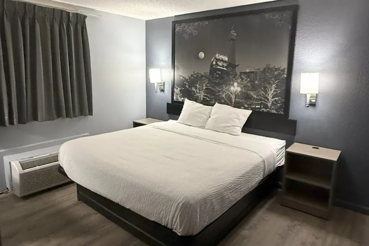 Super 8 by Wyndham Fort Wayne