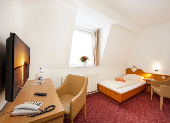 Standard Single room