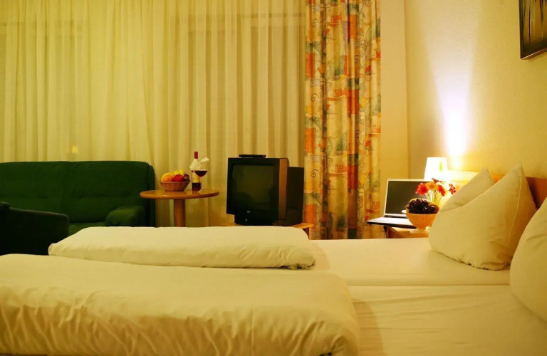 Ariva Boardinghouse Platanenhof