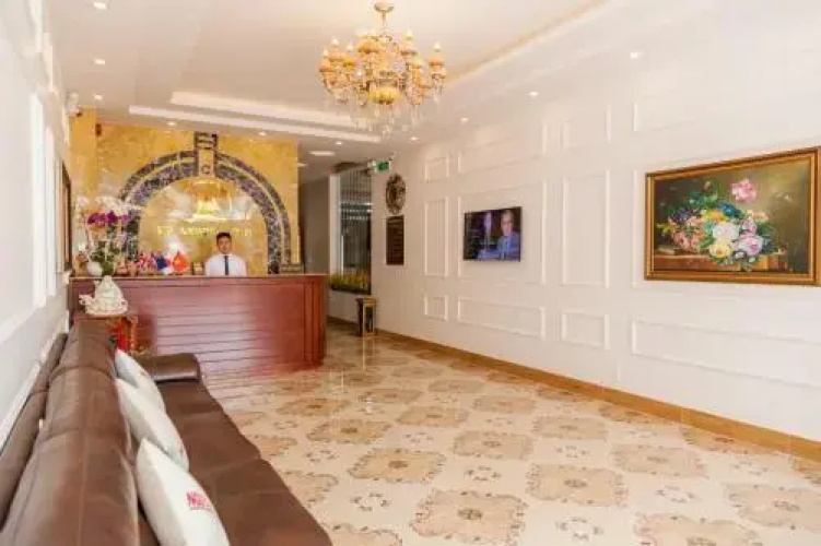 Long Son Hotel