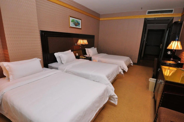 Rongwei Hotel