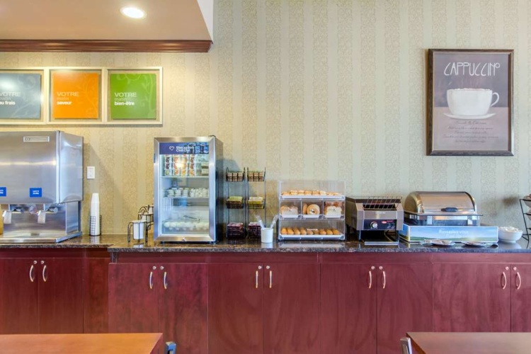 Comfort Inn & Suites photo 26