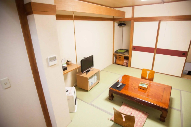 Nakamuraya Ryokan