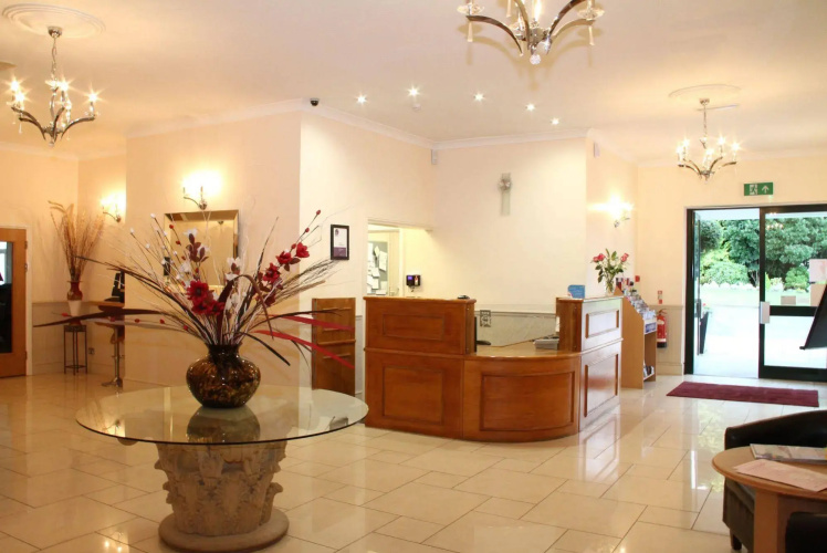 Exeter Court Hotel