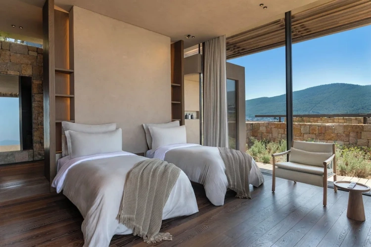 5 Bedrooms Presidential Sunset Villa