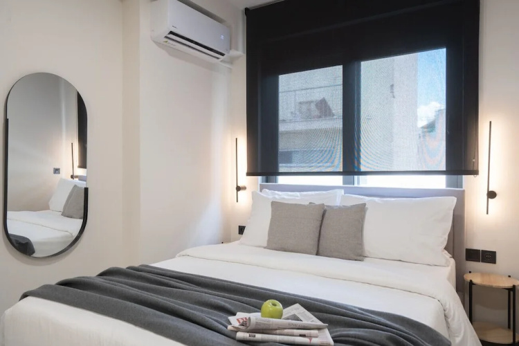 LIV - Prime Central Athens Studio S8-2a