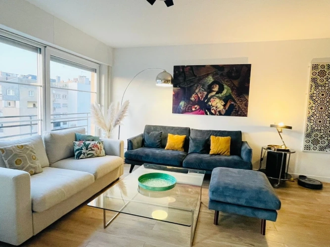 Deluxe Apartment