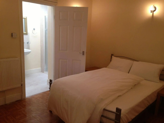 Avenue Inn