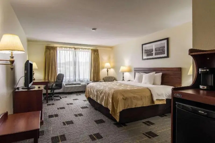 Quality Inn I-70