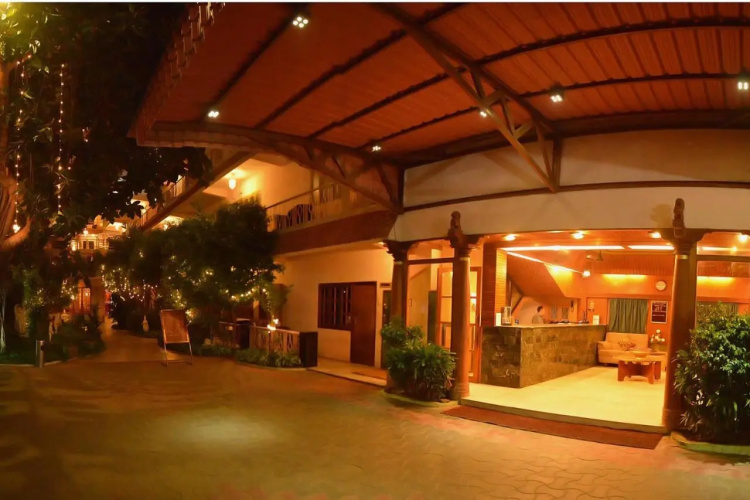 Hotel Mamallaa Heritage