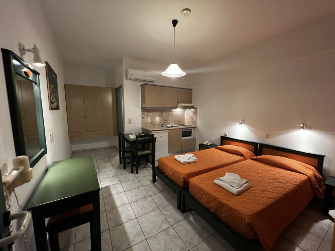 Nikolas Villas Apartments