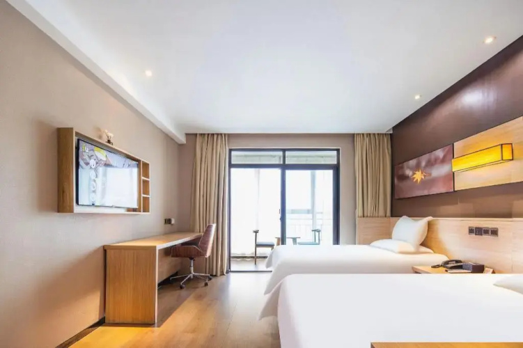 IU Hotel (Yanshi Baima Temple)
