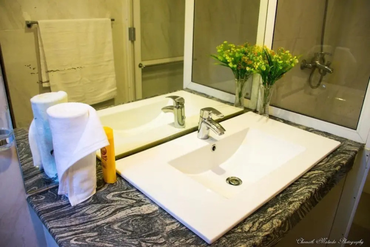 Niru Residence