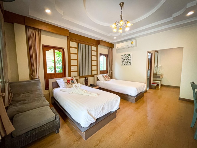 Deluxe Twin room