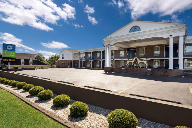 Surestay Hotel By Best Western Bardstown General Nelson - Bardstown, KY