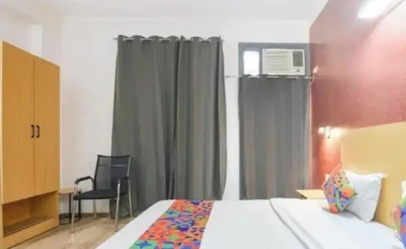 royal spark inn03