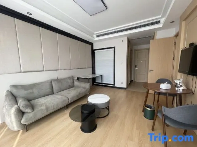 1 Bedroom Deluxe Suite