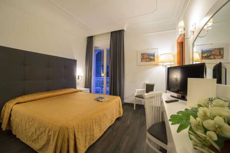 Grand Hotel Parco del SoleOver view