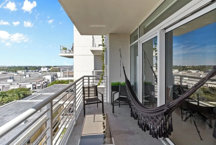 1 Bedroom Standard room with city view