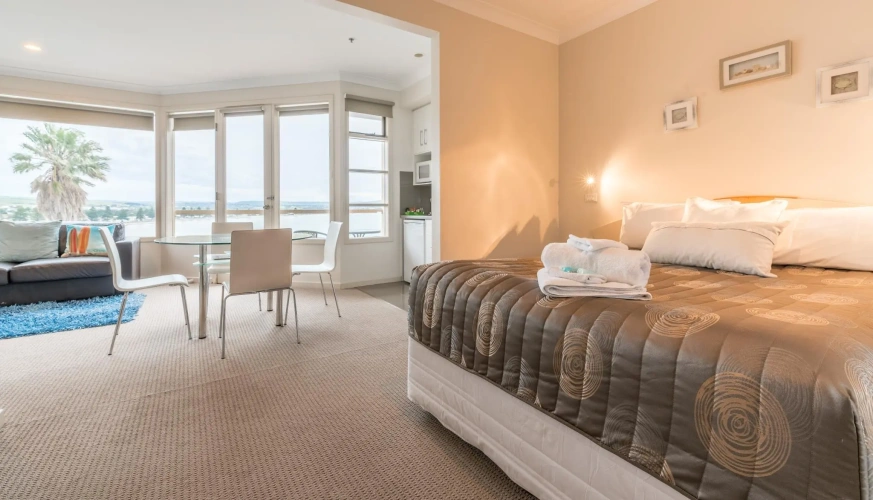 Double Studio with ocean view